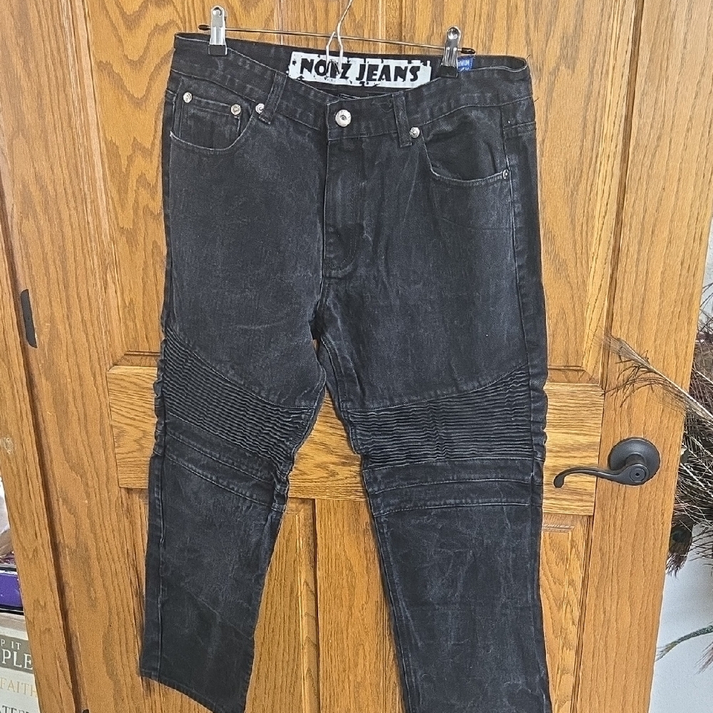Black Straight-Leg Denim Jeans Relaxed Fit